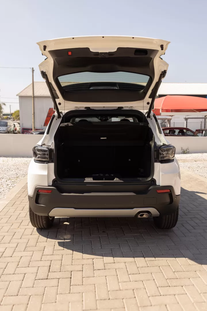 Jeep Avenger 1.2 e-Hybrid Altitude DCT - foto 6