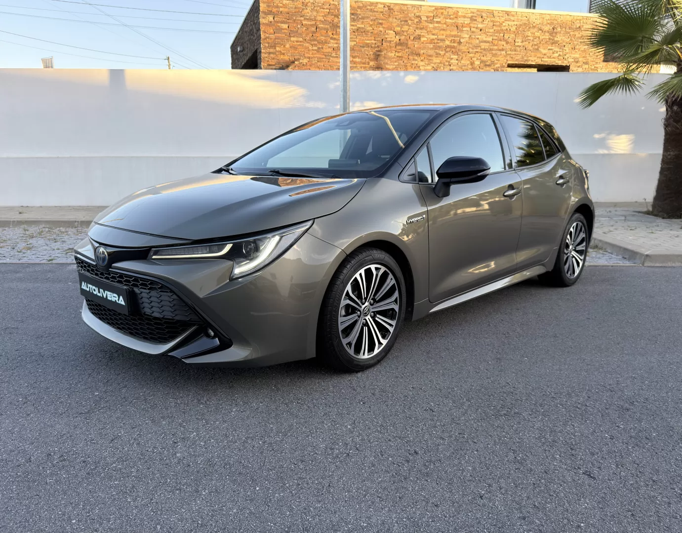 Toyota Corolla 1.8 Hybrid Square Collection - foto 2