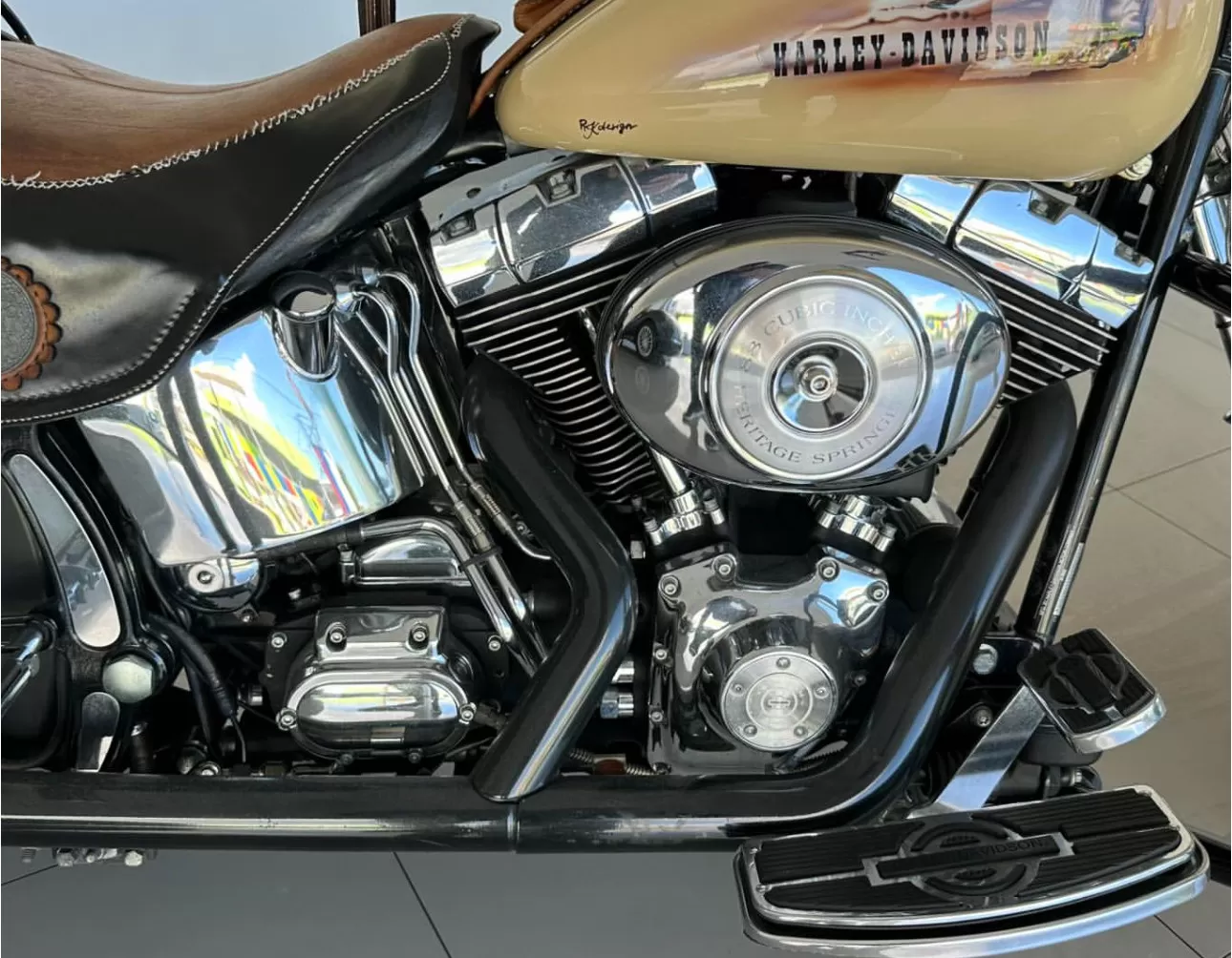 Harley-Davidson FLSTS HERITAGE SPRINGER - foto 2