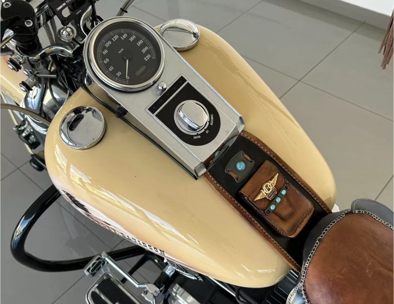 Harley-Davidson FLSTS HERITAGE SPRINGER - foto 8