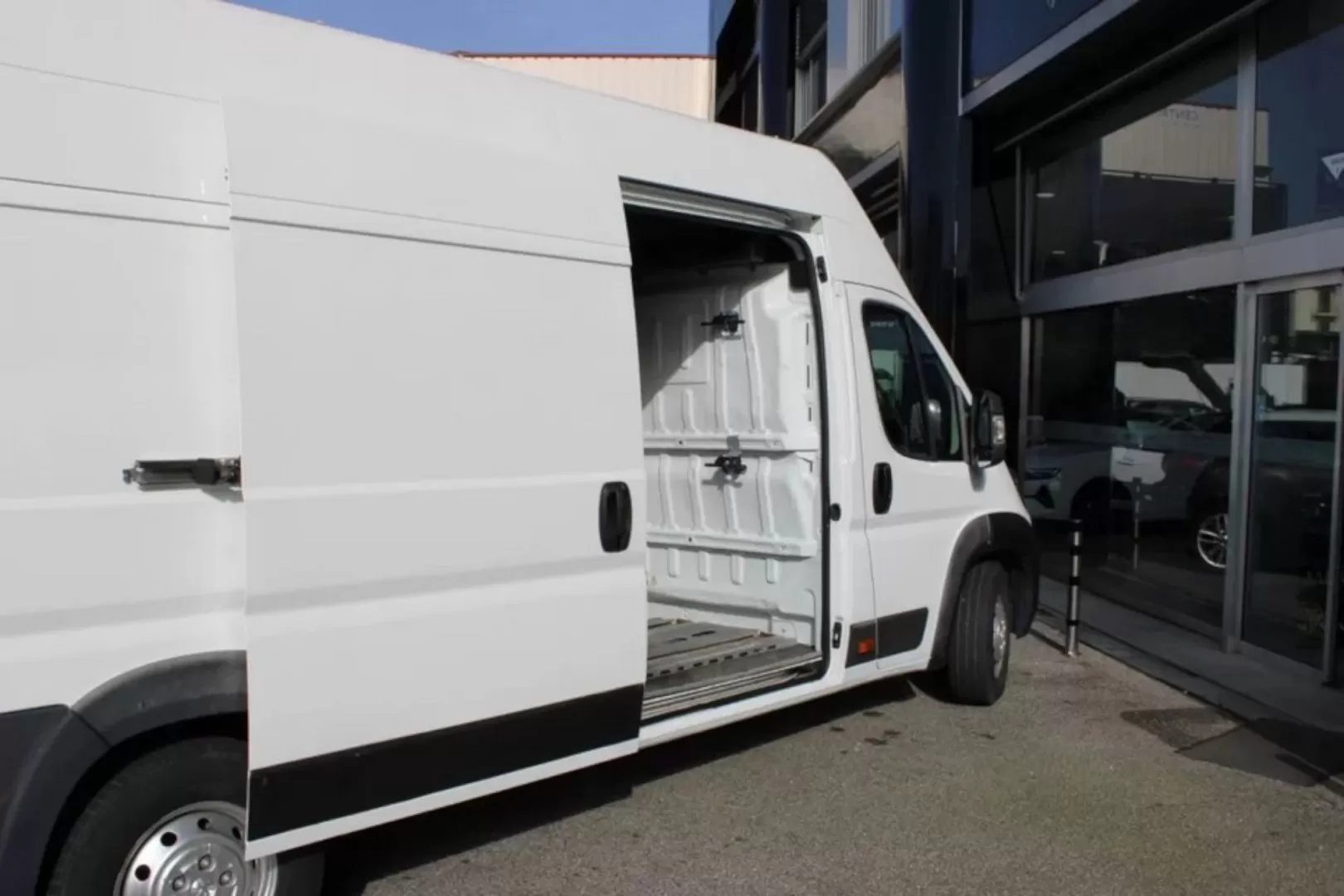 Peugeot  Boxer 2.2 HDi 435 L4H3 - foto 3