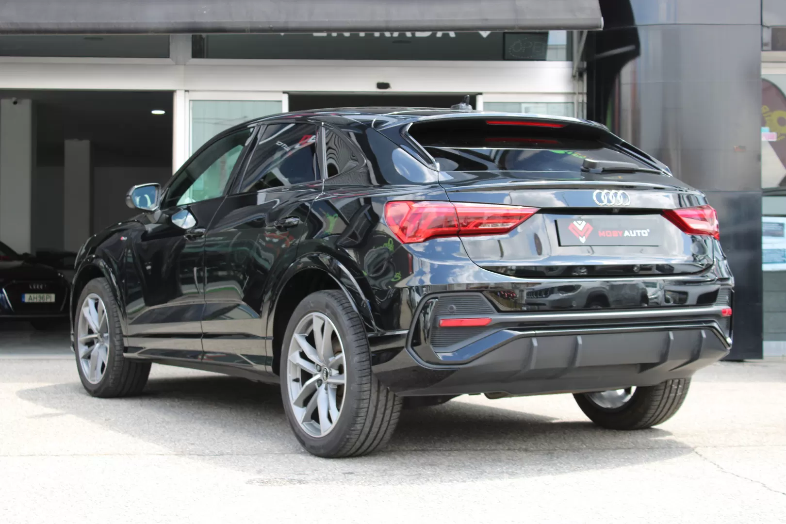 Audi Q3 Sportback 35 TFSI S line - foto 2