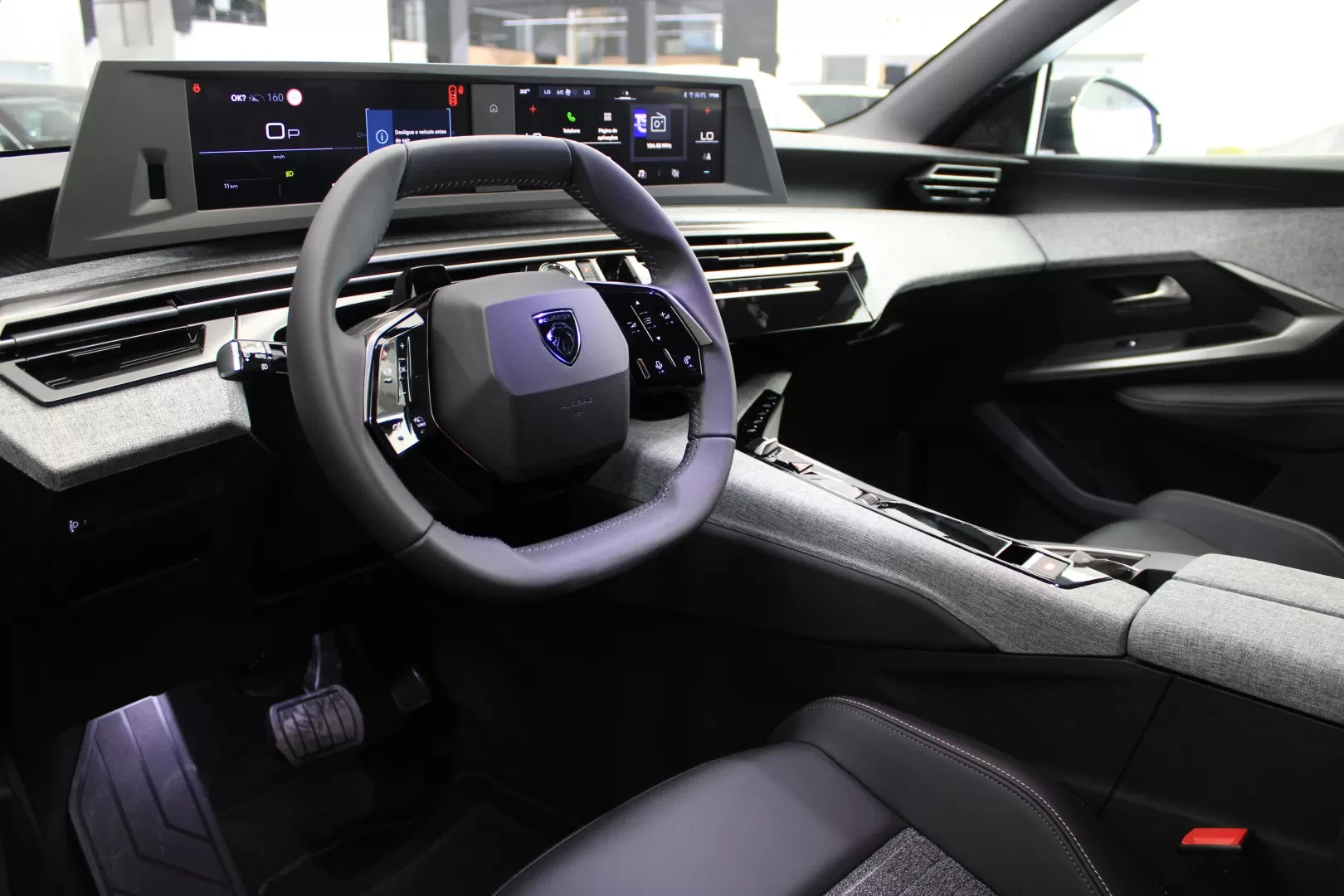 Peugeot 5008 1.2 Hybrid Allure e-DCS6 - foto 4