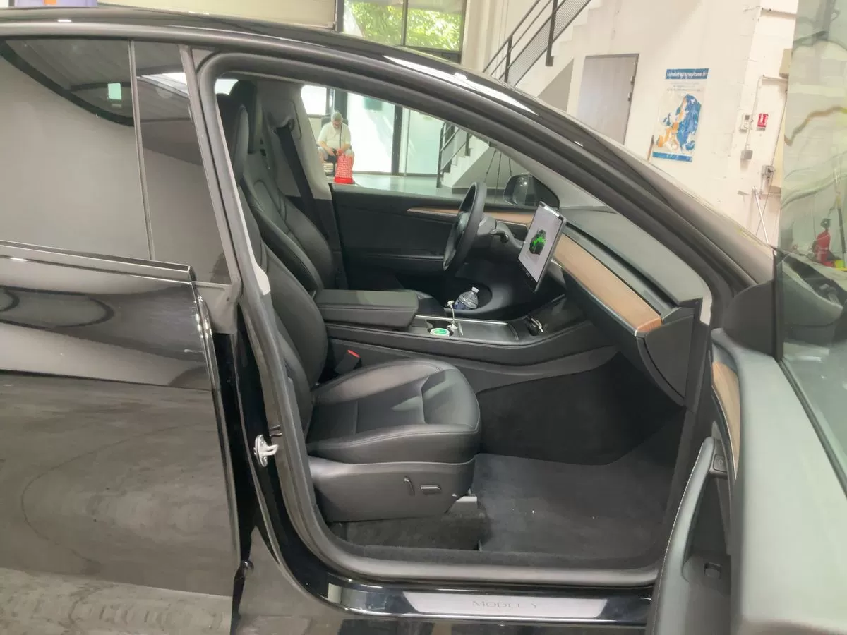 Tesla Model Y Tração Traseira - foto 5