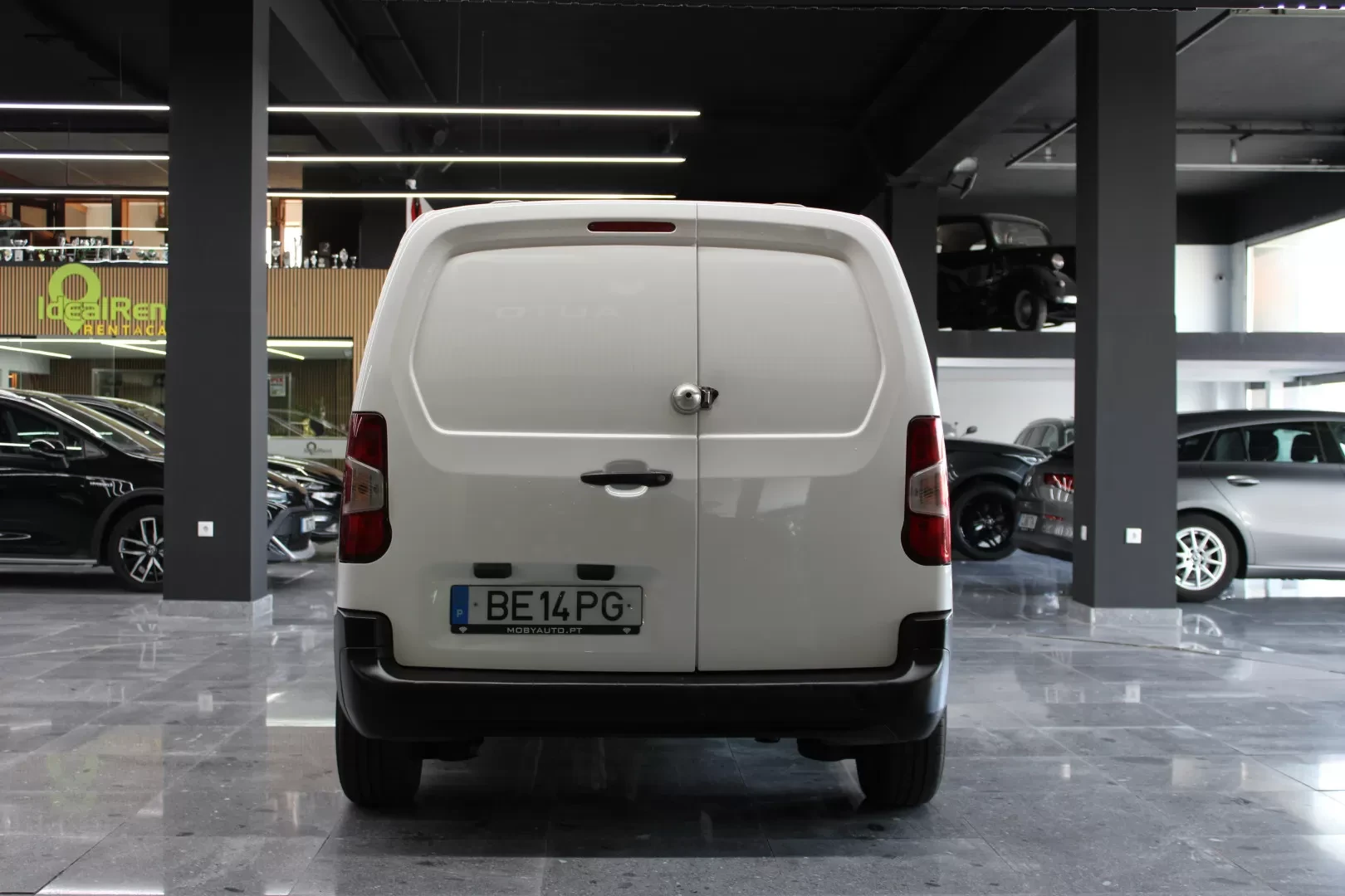 Peugeot  Partner 1.5 BlueHDi Pro Standard - foto 7