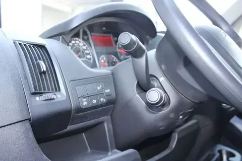 Citroën  Jumper 2.2 BlueHDi 35 L4H3 Club - foto 8