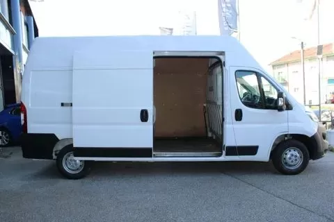 Citroën  Jumper 2.2 BlueHDi 35 L4H3 Club - foto 3