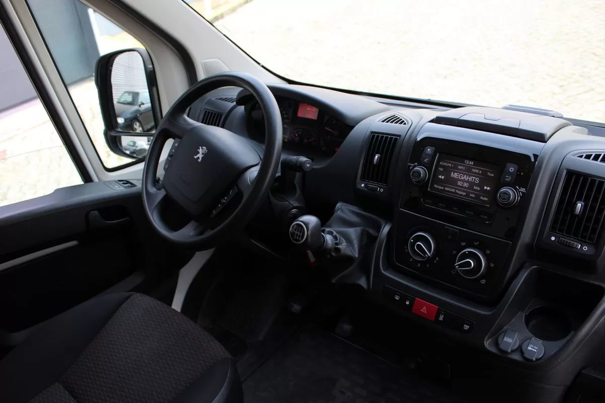 Peugeot  Boxer 2.2 BlueHDi 435 L4H2 Pro - foto 6