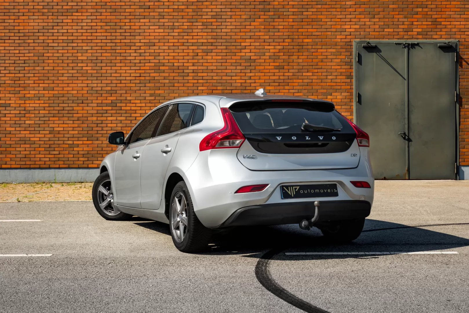 Volvo V40 1.6 D2 R-Design Momentum - foto 3