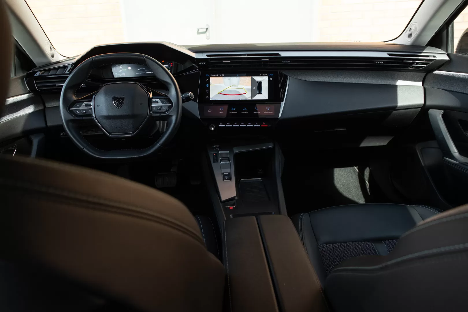 Peugeot 308 SW 1.6 Hybrid Allure e-EAT8 - foto 8
