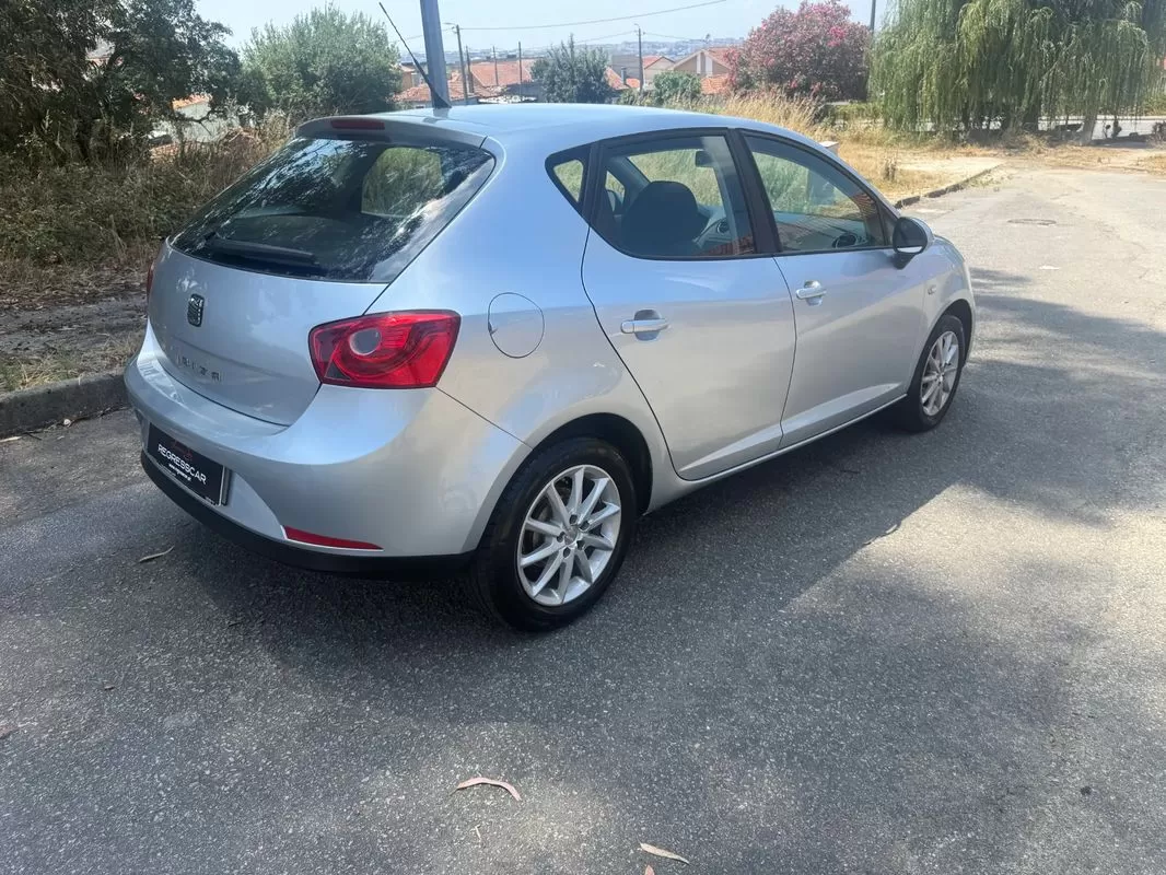 Seat Ibiza  Sc 1 2 Tdi Cr Ecomotive Style - foto 4