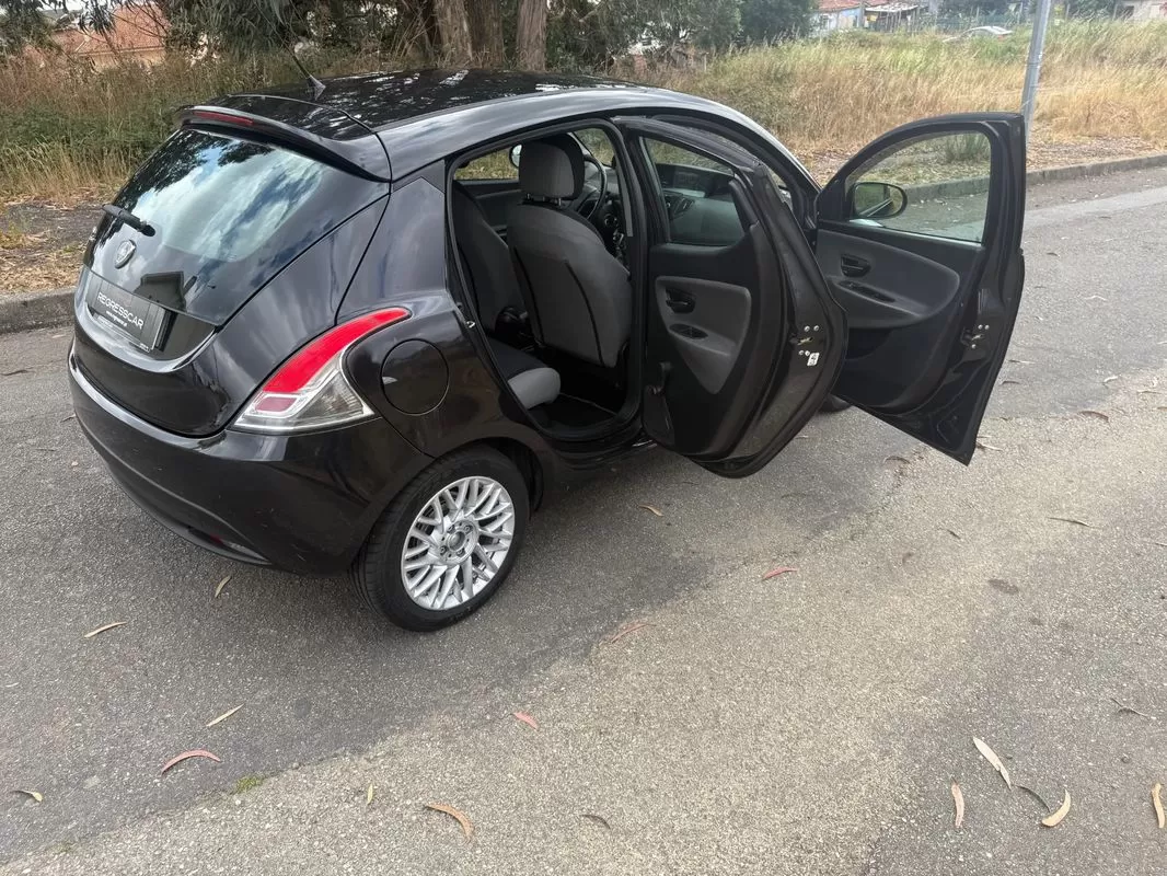 Lancia Ypsilon 1.2 S&S Gold - foto 8