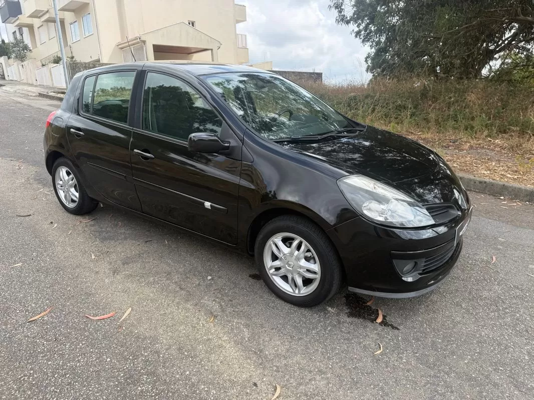 Renault Clio 1.2 16V Confort Dynamique - foto 3