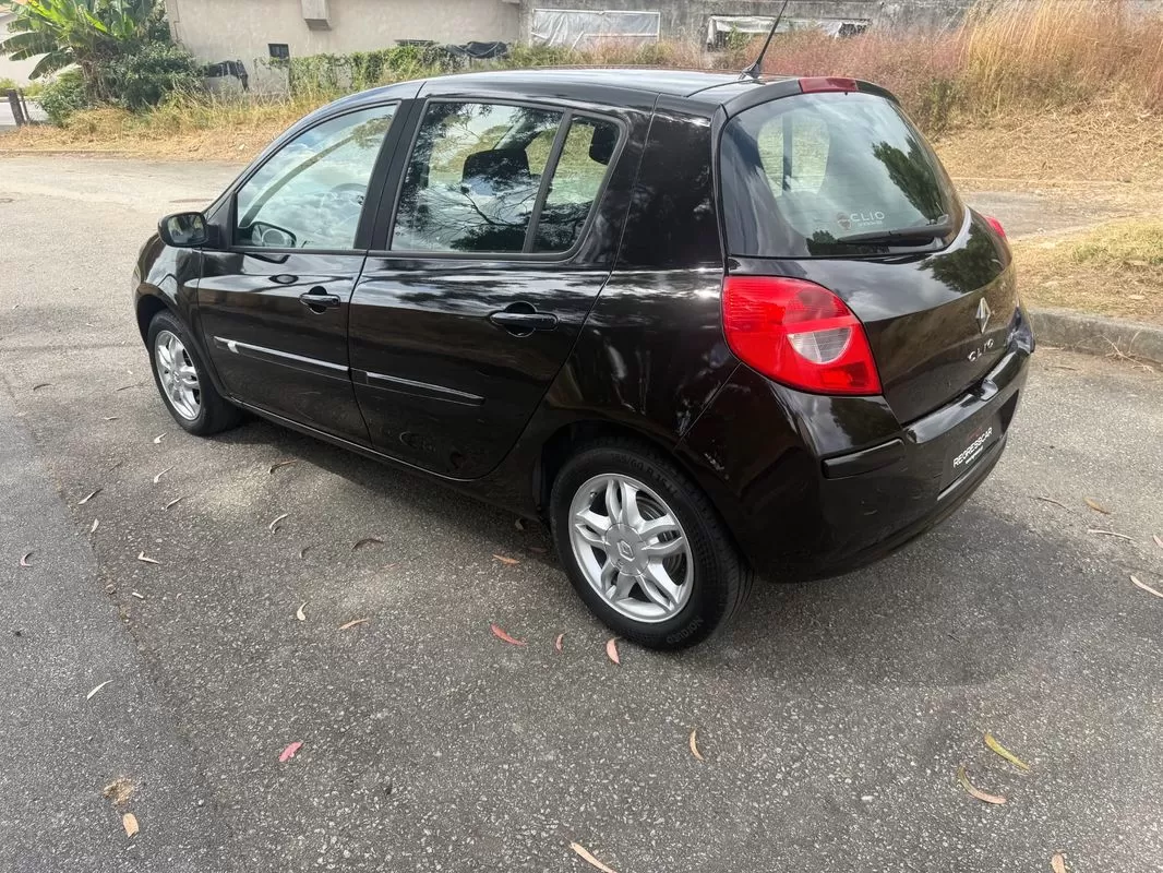 Renault Clio 1.2 16V Confort Dynamique - foto 6