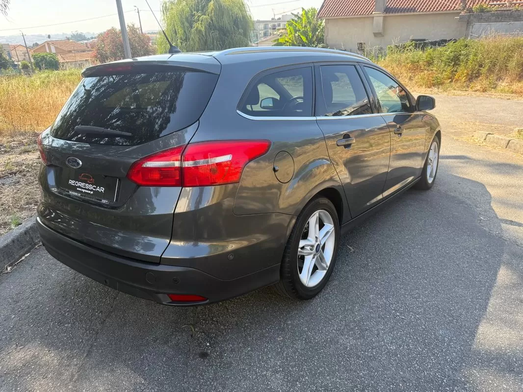 Ford Focus SW 1.5 TDCi Titanium - foto 4