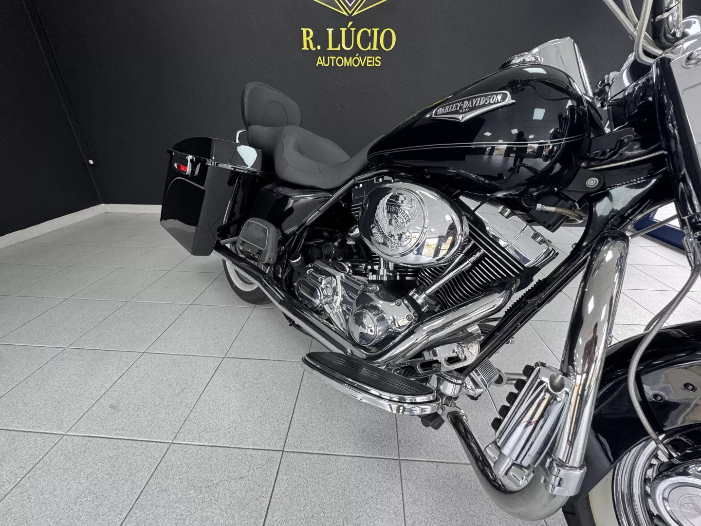 Harley-Davidson Road KING CLASSIC - foto 8