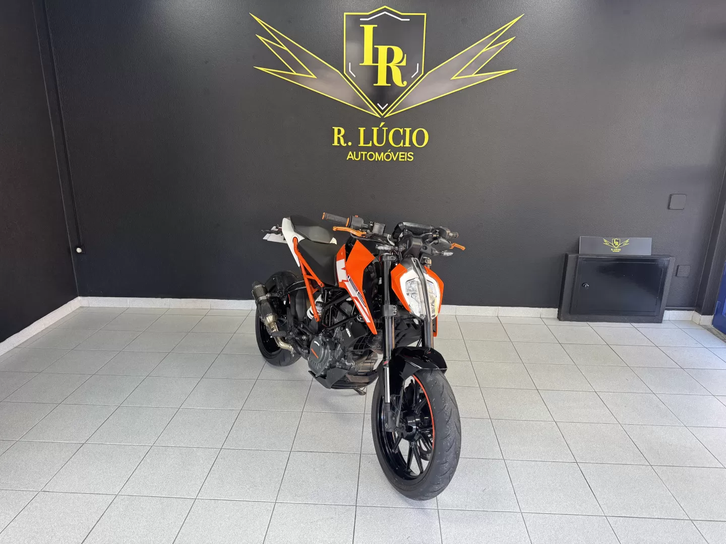 KTM Duke 125 - foto 2