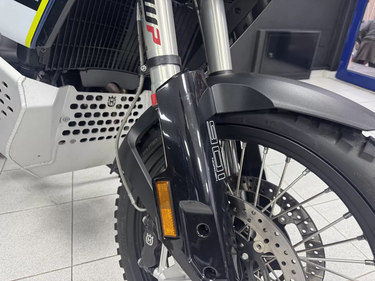 Husqvarna Norden 901 Expedition - foto 5