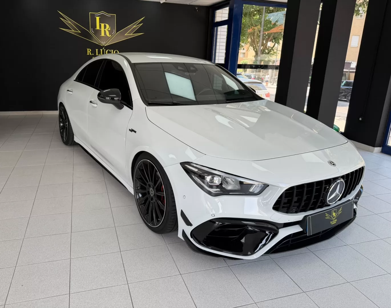 Mercedes-Benz CLA 180 CLA 180 D - foto 2