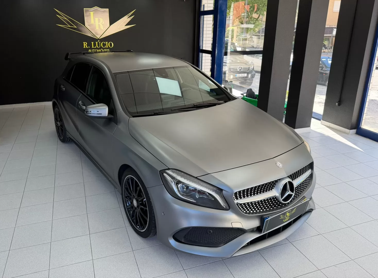 Mercedes-Benz A 220 d AMG Line Aut. - foto 2