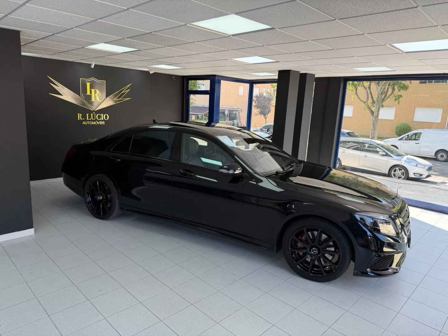 Mercedes-Benz S 350 (BlueTEC) d L 4Matic 7G-TRONIC - foto 2