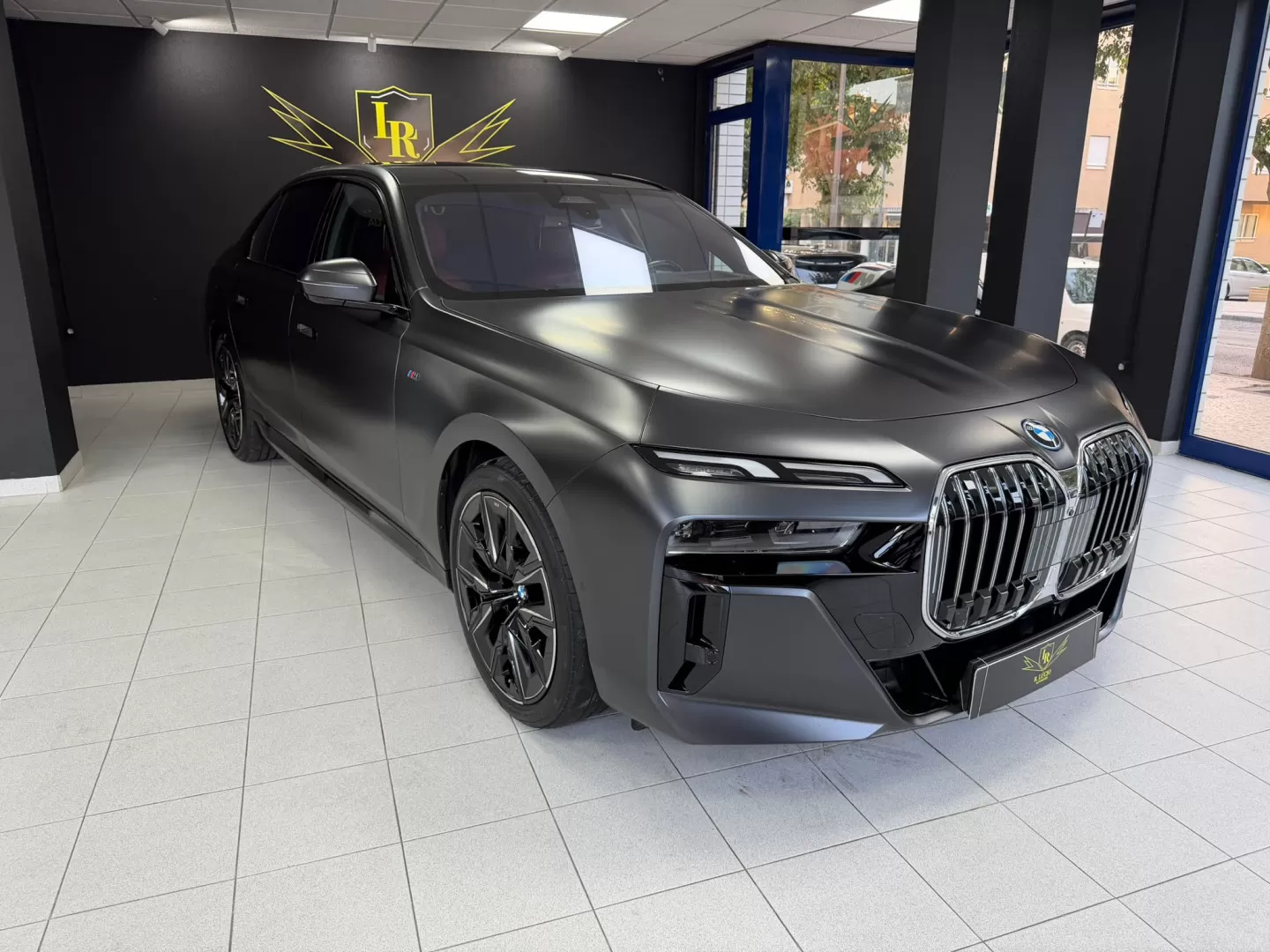 BMW i7 eDrive50 Pack Desportivo M - foto 4