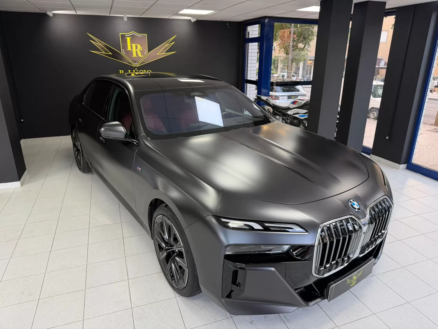 BMW i7 eDrive50 Pack Desportivo M - foto 7