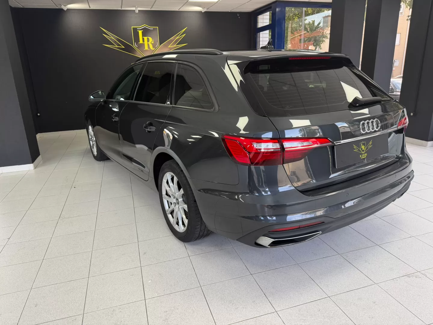 Audi A4 Avant 30 TDI Advanced S tronic - foto 7