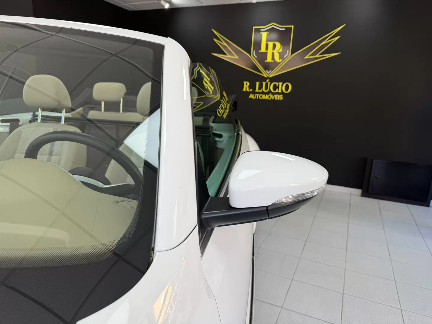 VW New Beetle Cabriolet 1.4 TSI Sport DSG - foto 5