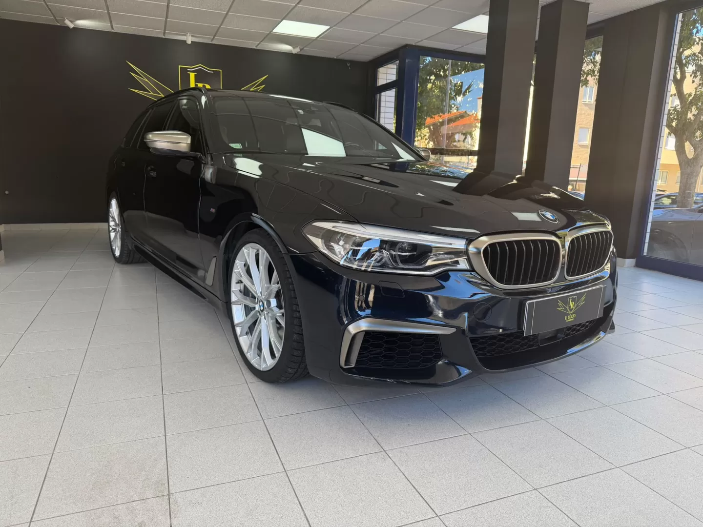 BMW M550d xDrive Touring Aut. - foto 2