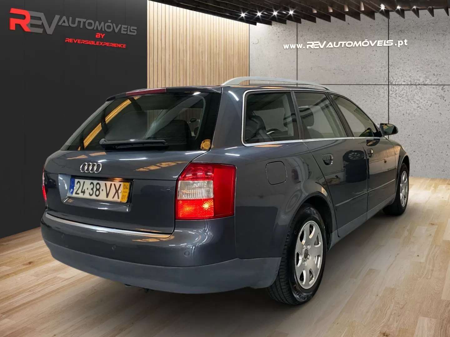 Audi A4 Avant 1.9 TDI m6 - foto 3