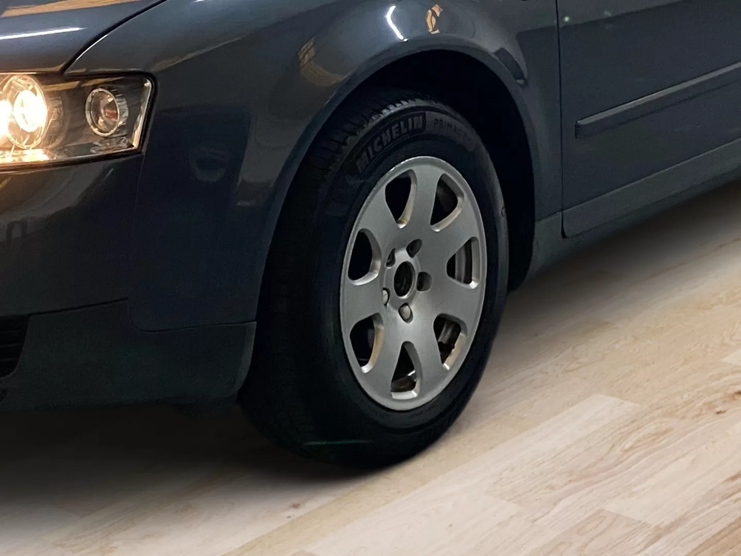 Audi A4 Avant 1.9 TDI m6 - foto 6