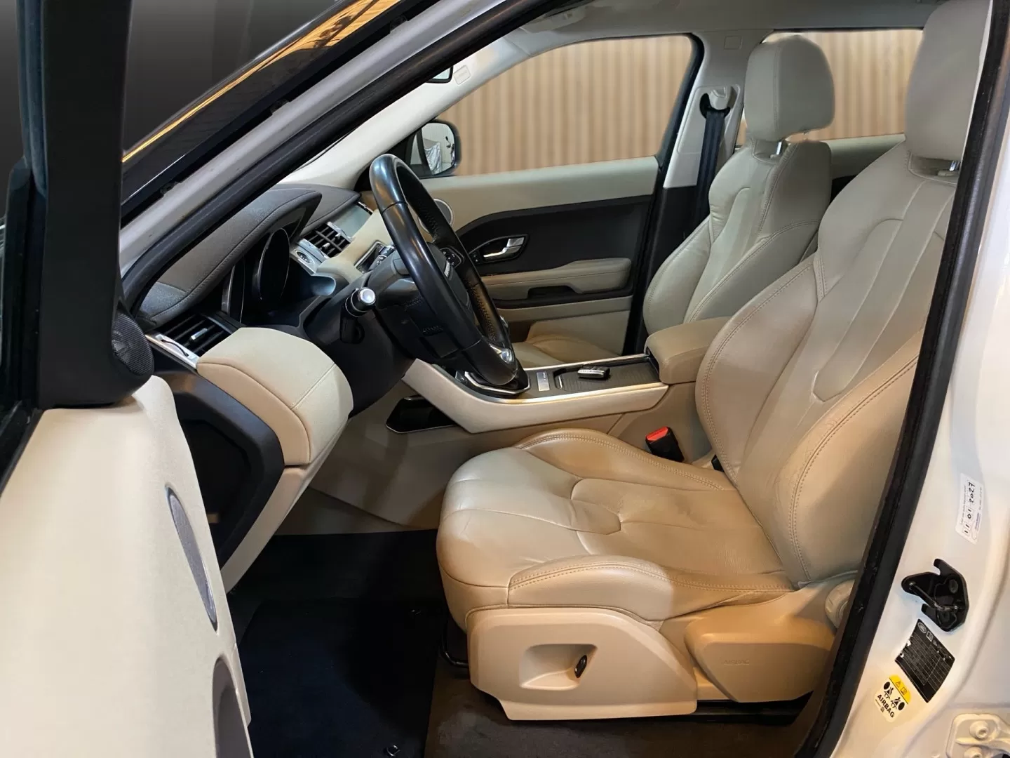 Land Rover Evoque 2.2 TD4 Dynamic - foto 7