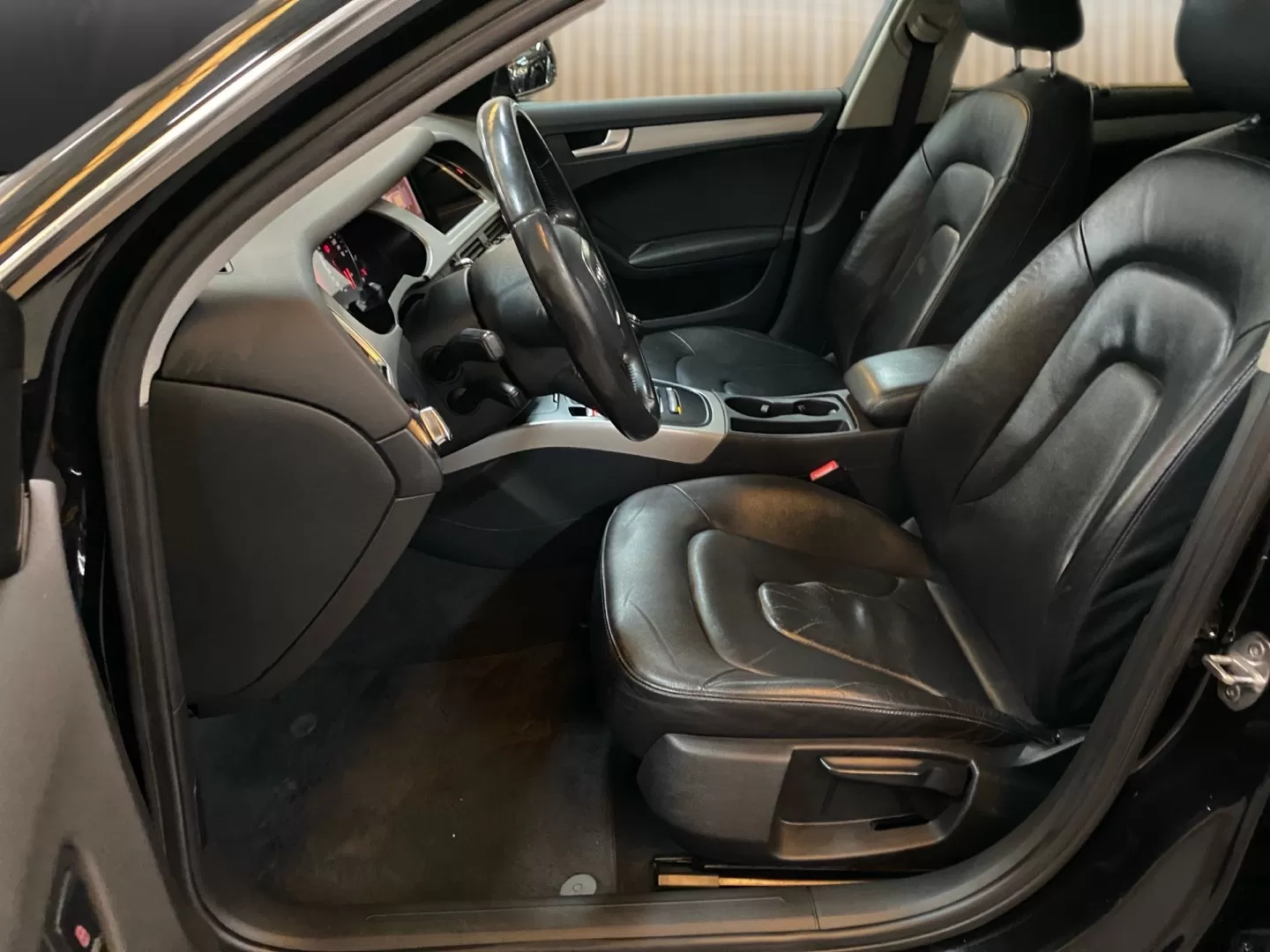 Audi A4 Avant 2.0 TDI Business Line Advance - foto 7