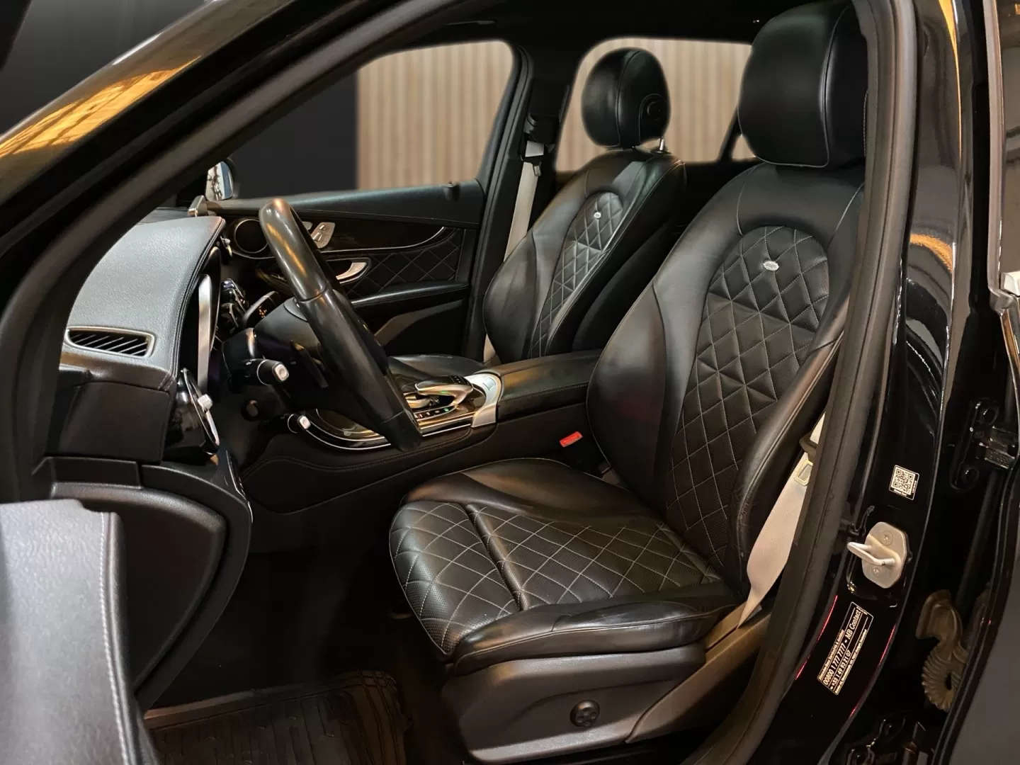 Mercedes-Benz GLC 250 d 4Matic 9G-TRONIC AMG Line - foto 7