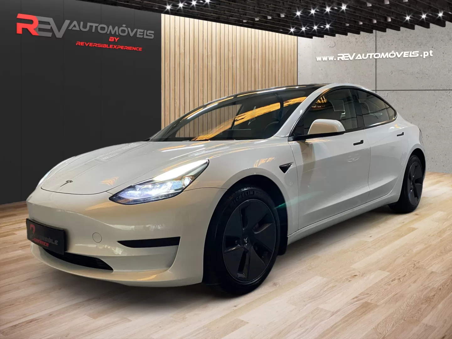 Tesla Model 3 Standard Range Plus RWD