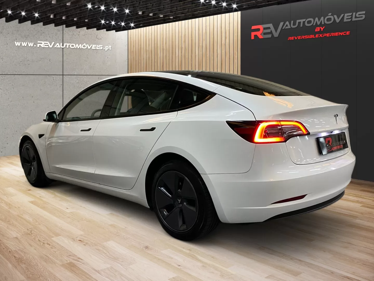 Tesla Model 3 Standard Range Plus RWD - foto 4