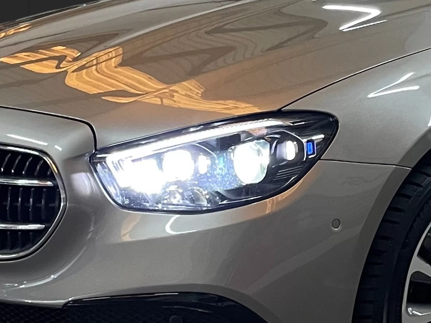 Mercedes-Benz E 300 de Avantgarde 4Matic - foto 5