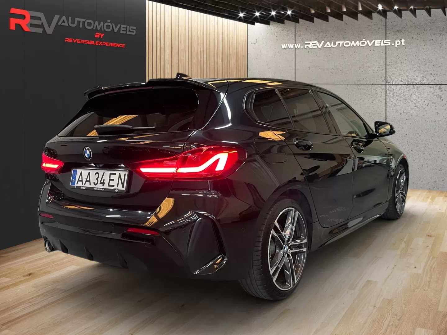 BMW 116 d Pack Desportivo M Auto - foto 3