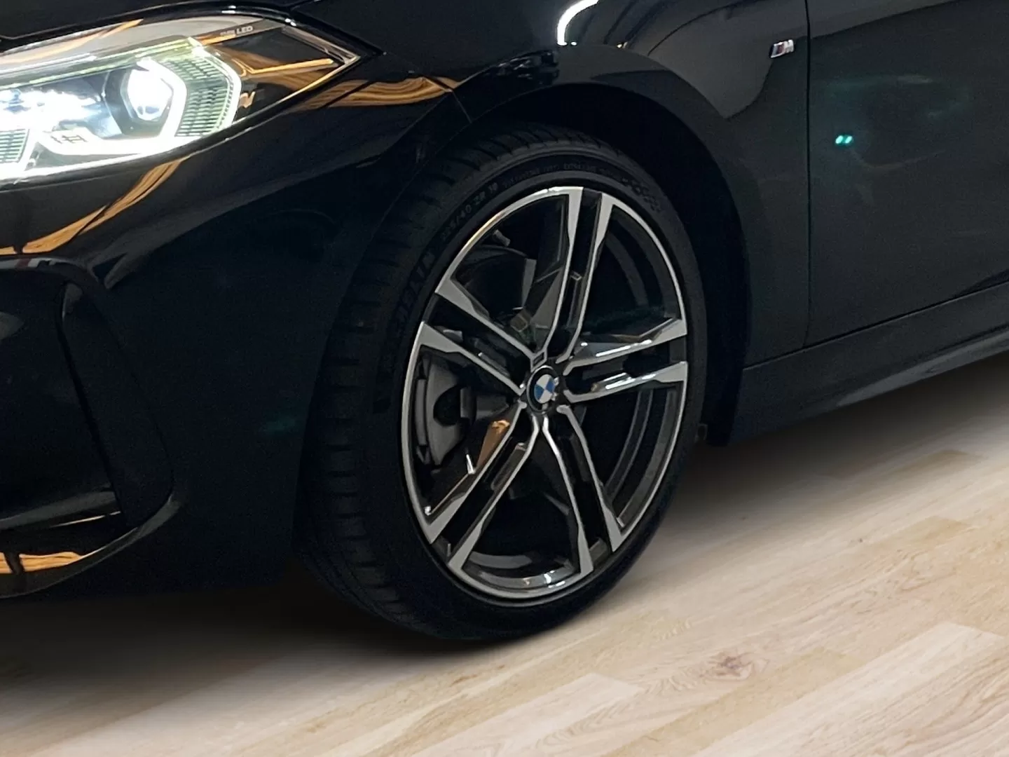 BMW 116 d Pack Desportivo M Auto - foto 6