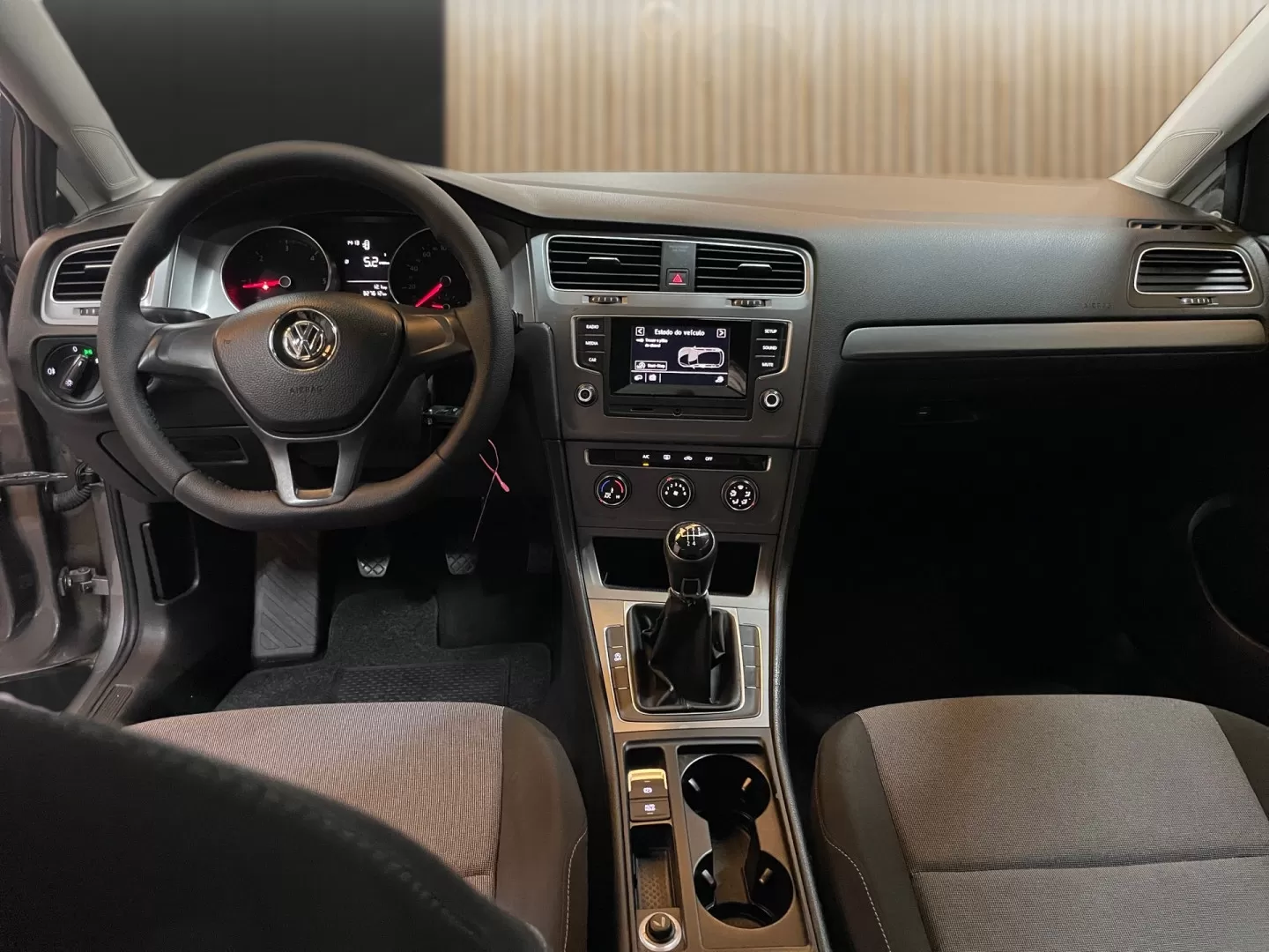 VW Golf 1.6 TDi Style - foto 7