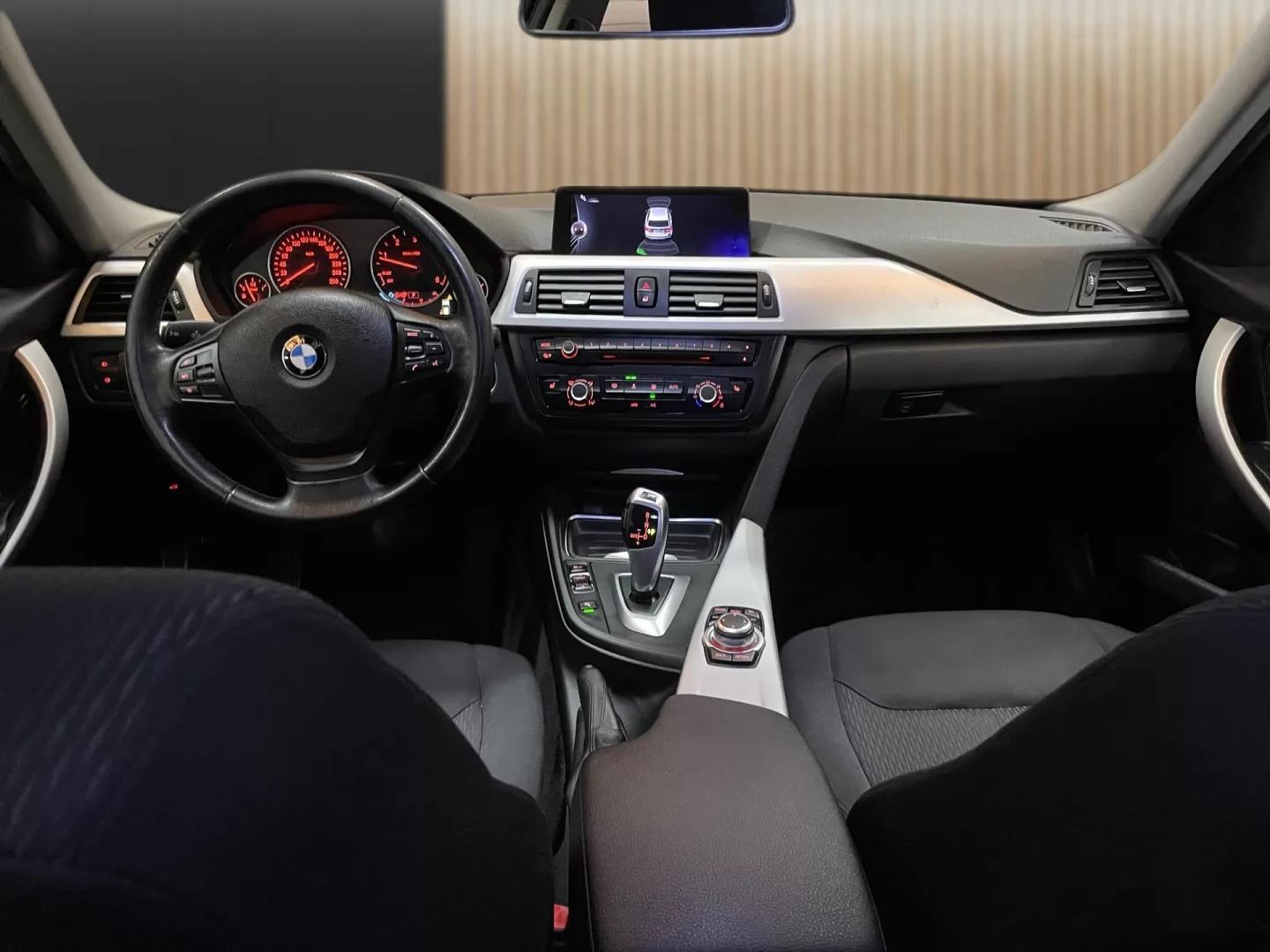 BMW 318 d Aut. Modern Line - foto 7