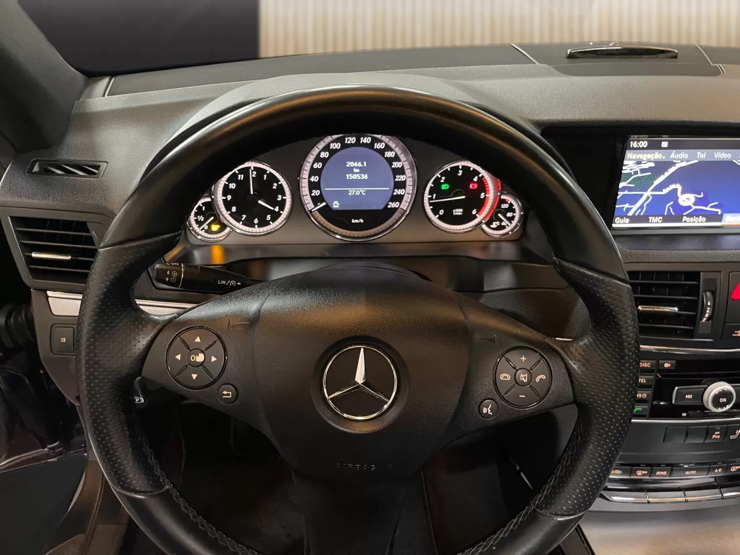 Mercedes-Benz E 250 CDi Avantgarde BlueEfficiency - foto 8