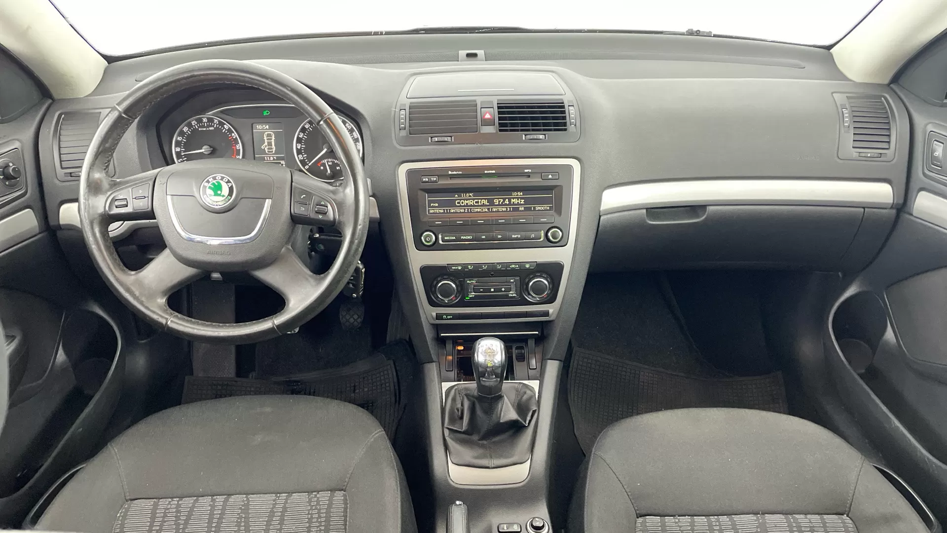Skoda Octavia Break 1.6 TDi Elegance Pack - foto 7