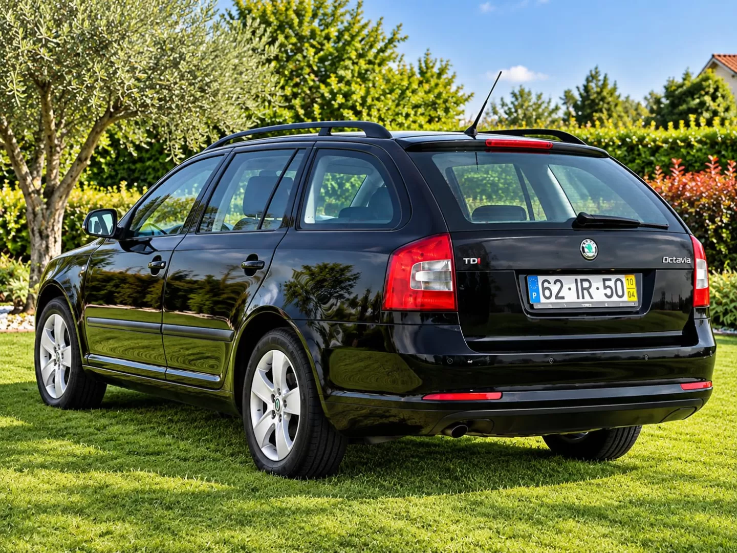Skoda Octavia Break 1.6 TDi Elegance Pack - foto 4