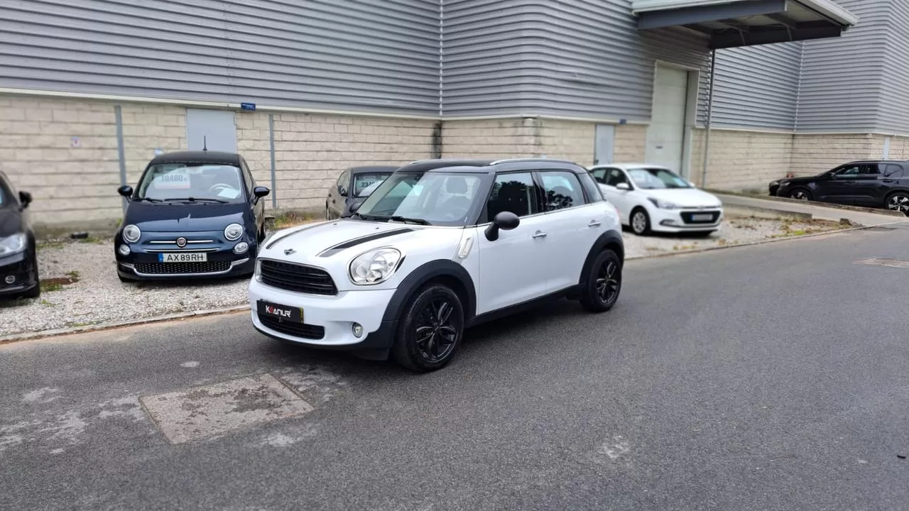 MINI Countryman One