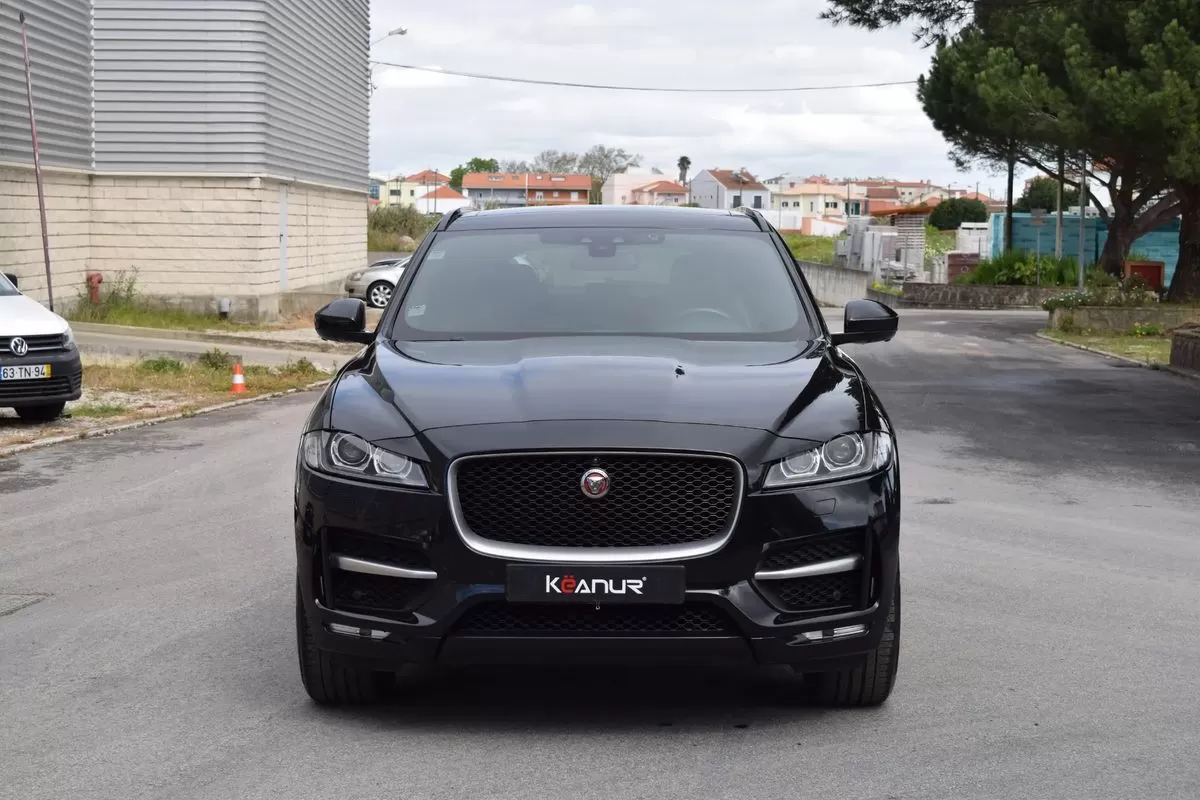 Jaguar F-Pace 2.0 i4D R-Sport AWD - foto 2