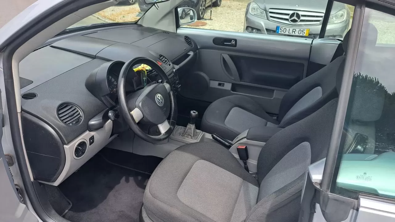 VW New Beetle Cabriolet 1.9 TDi - foto 7