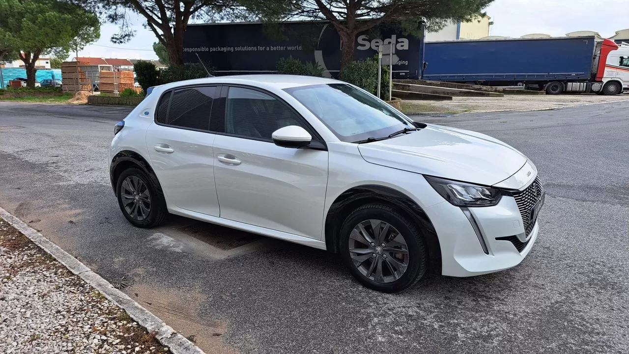 Peugeot e-208 50 kWh Allure - foto 3