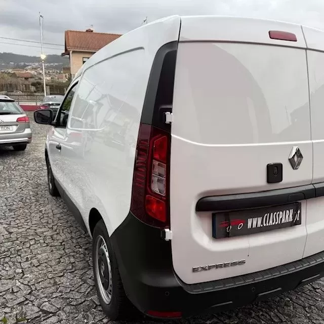 Renault  EXPRESS 1.5 DCI 95 COMFORT BLUE VAN - foto 3